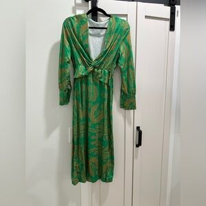 Elegant Green and Orange Women's Dress